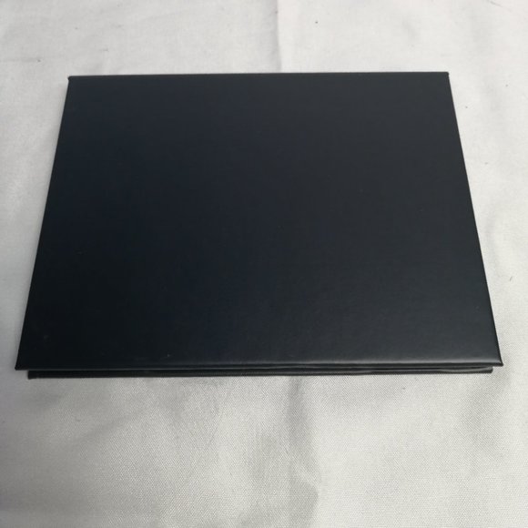 Scarlet Dusk Palette - Picture 4 of 5